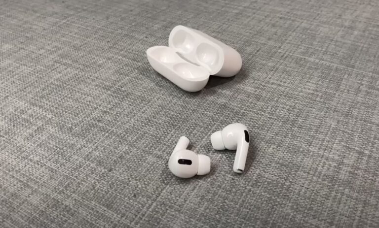 Control music AirPods Pro